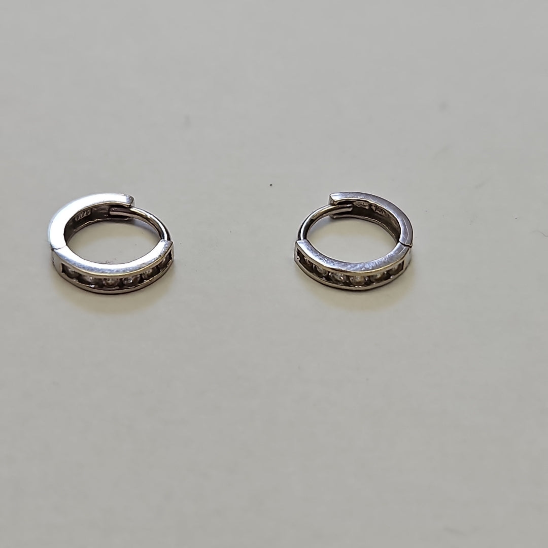 ARRACADAS PAR ORO 14 K 1 GRMS (SEMINUEVO)