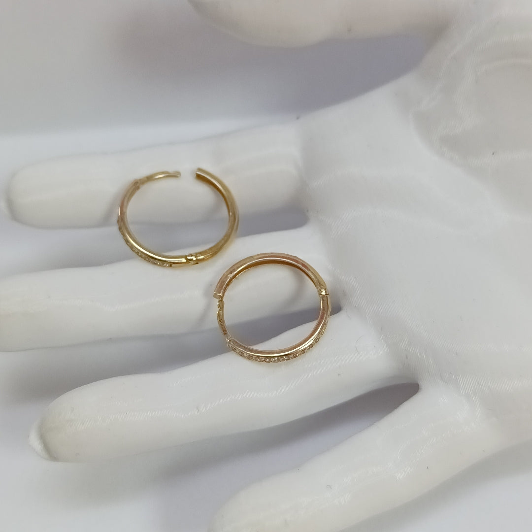 ARETES ARRACADAS C CIRCONIAS 14K 2.1 GR (NUEVO)