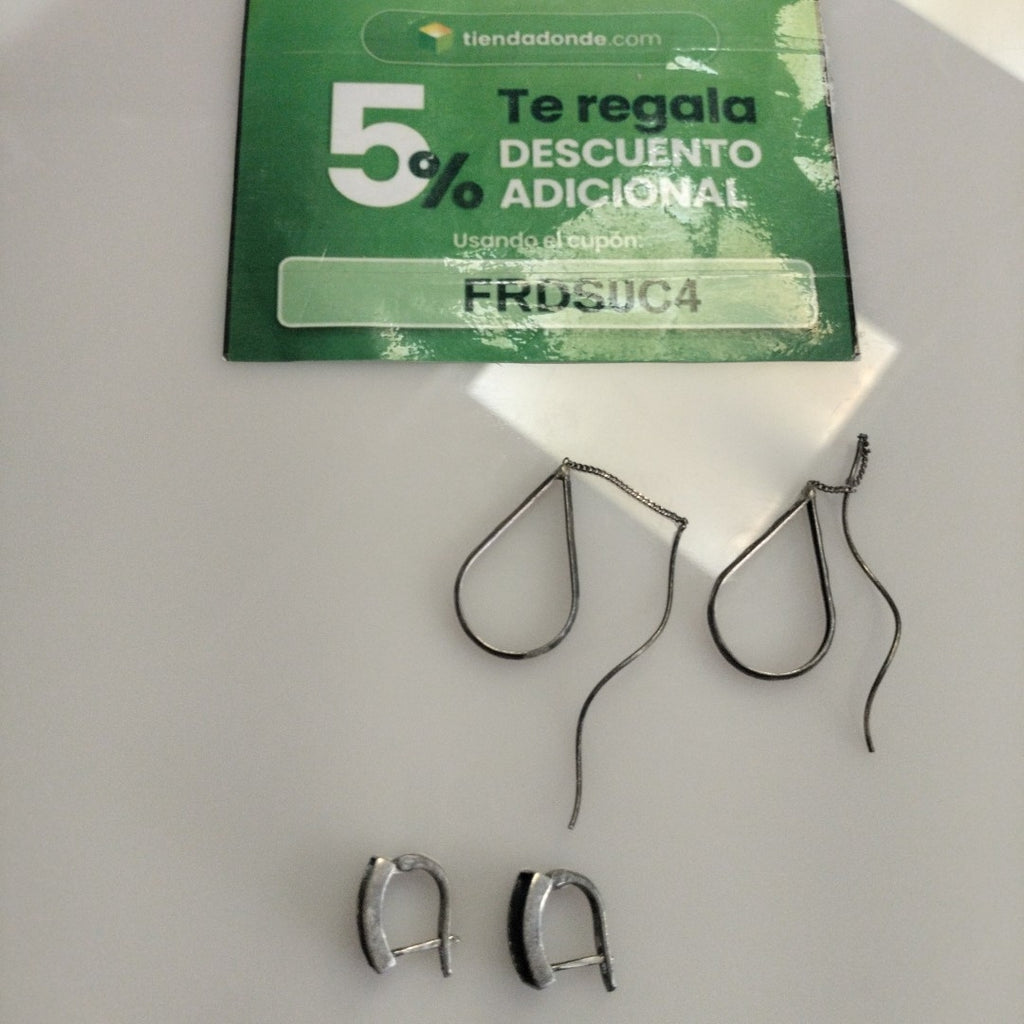 ARETES PAR PLATA 7,60 GRMS (SEMINUEVO)