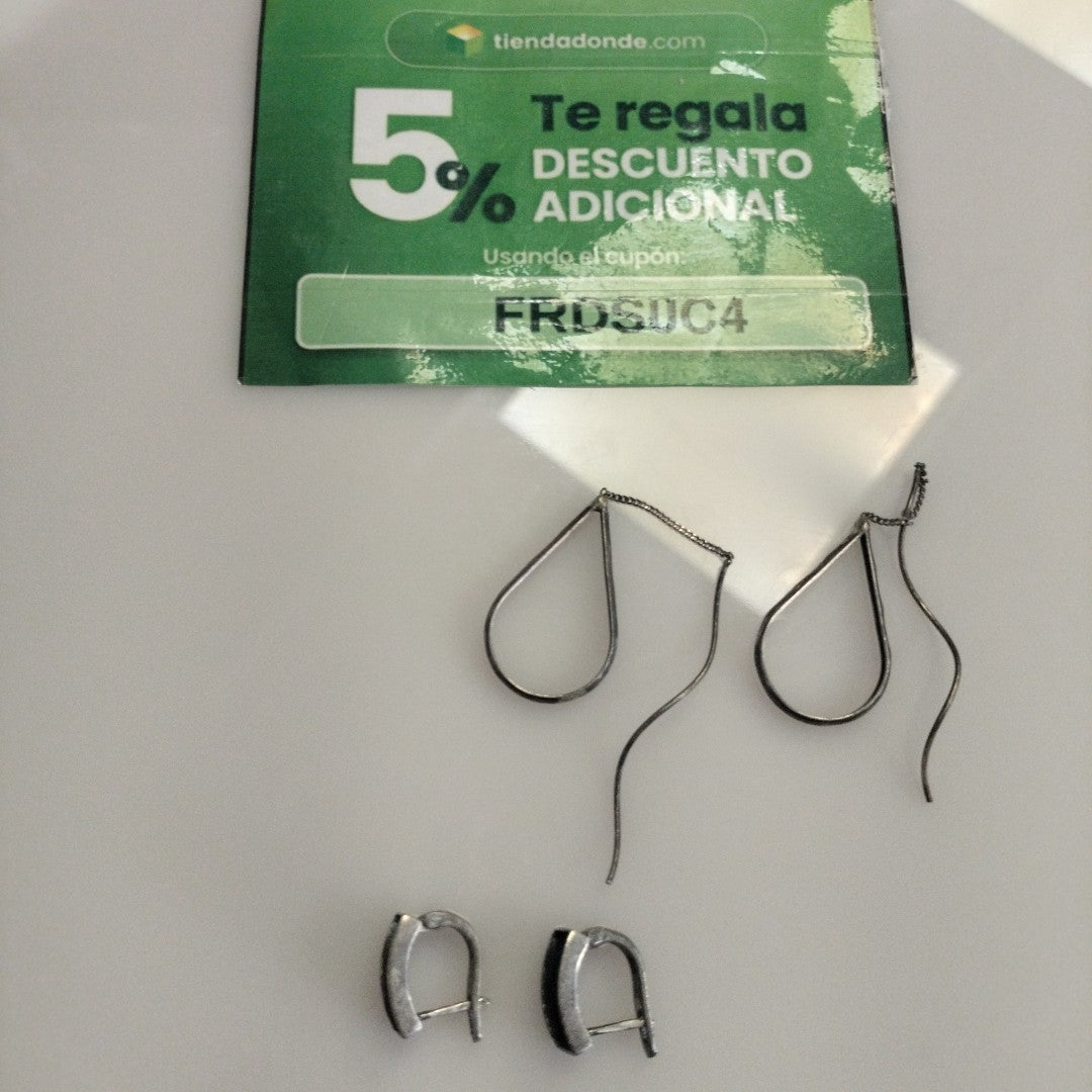 ARETES PAR PLATA 7,60 GRMS (SEMINUEVO)