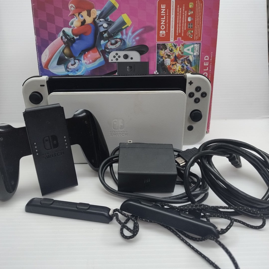 CONSOLA DE VIDEOJUEGO NINTENDO SWITCH OLED 64 GB (SEMINUEVO)