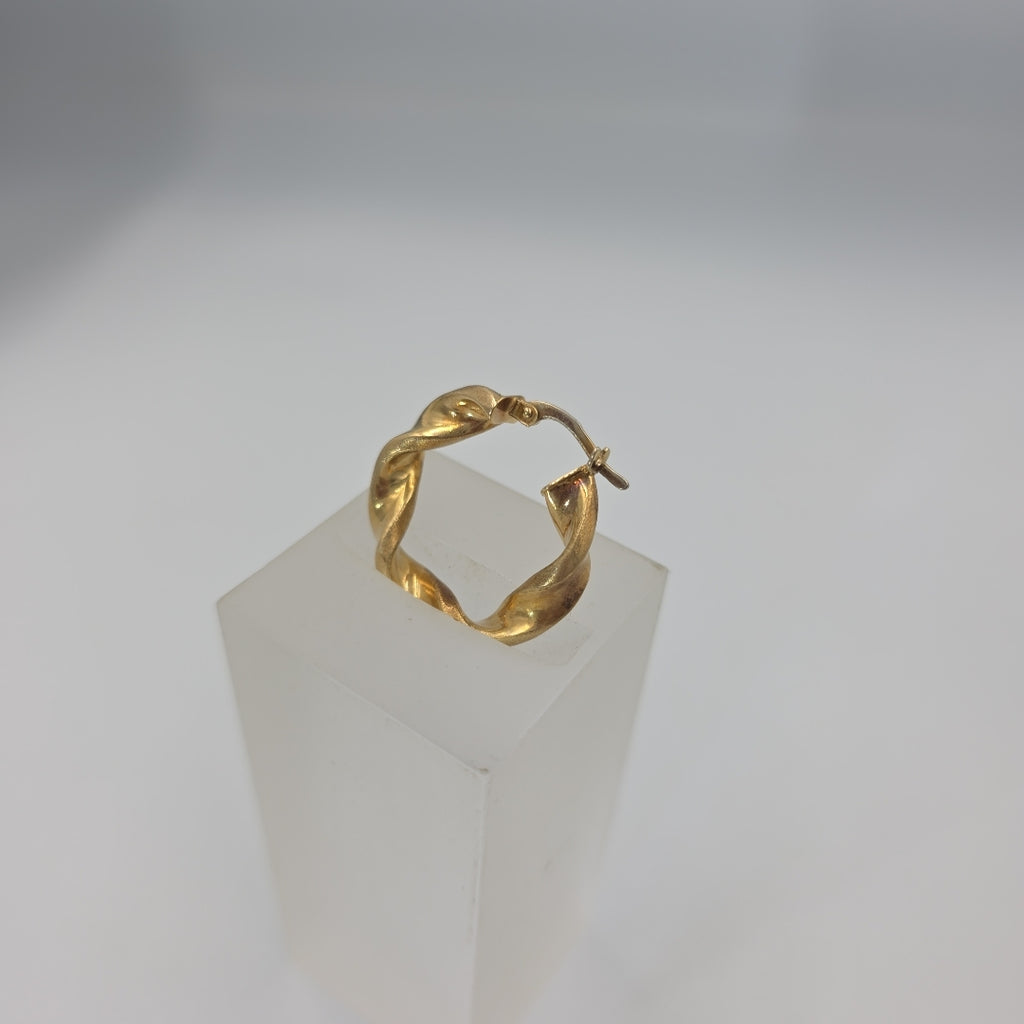 ARRACADAS PAR ORO 14 K 2.9 GRMS (SEMINUEVO)