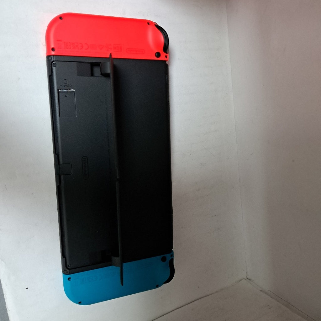 CONSOLA DE VIDEOJUEGO NINTENDO SWITCH OLED 64 GB (SEMINUEVO)