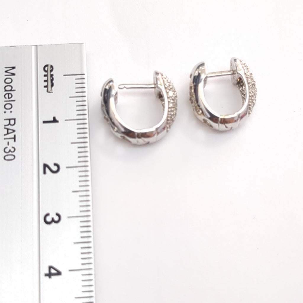 ARETES PAR ORO BLANCO 18 K 6,80 GRMS (SEMINUEVO)