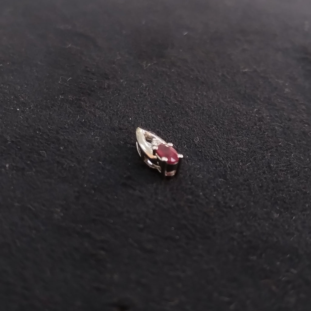 DIJE ORO BLANCO 14 K 0,90 GRMS (SEMINUEVO)