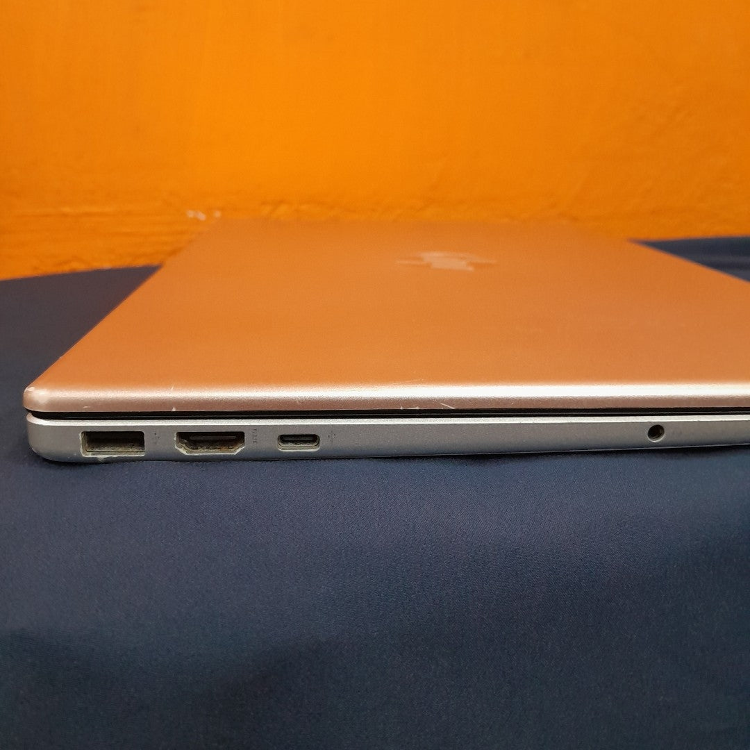 LAPTOP HP 15-FC0068LA (2024) 512 GB SSD 8 GB RAM (SEMINUEVO)