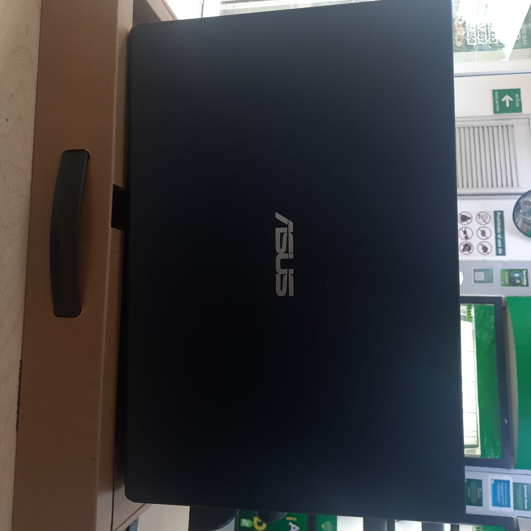 LAPTOP ASUS E410KA-CL464 (2024) 64 GB SSD 4 GB RAM (SEMINUEVO)
