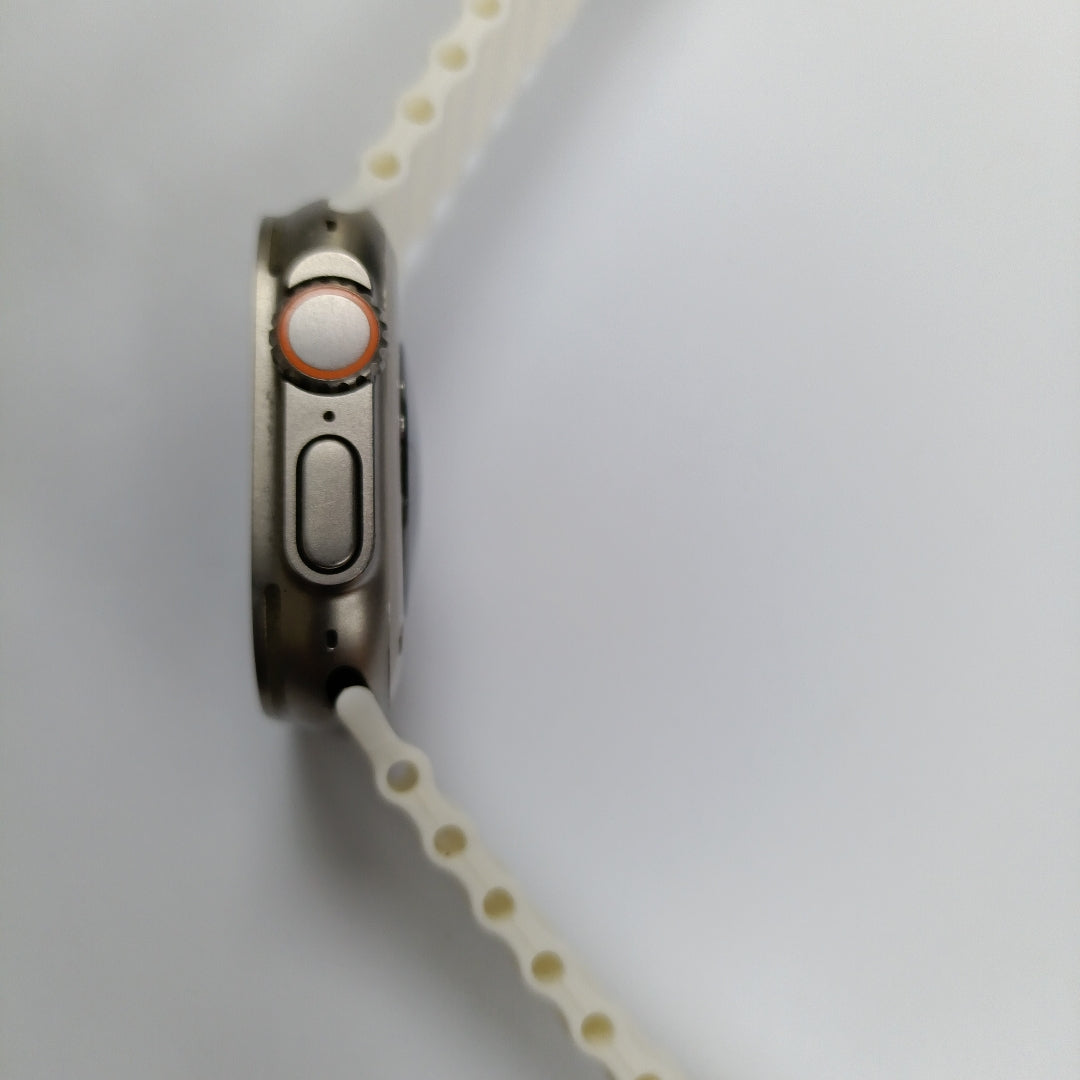 SMARTWATCH APPLE ULTRA TITANIO A2622 49 MM GPS + CELULAR (SEMINUEVO)