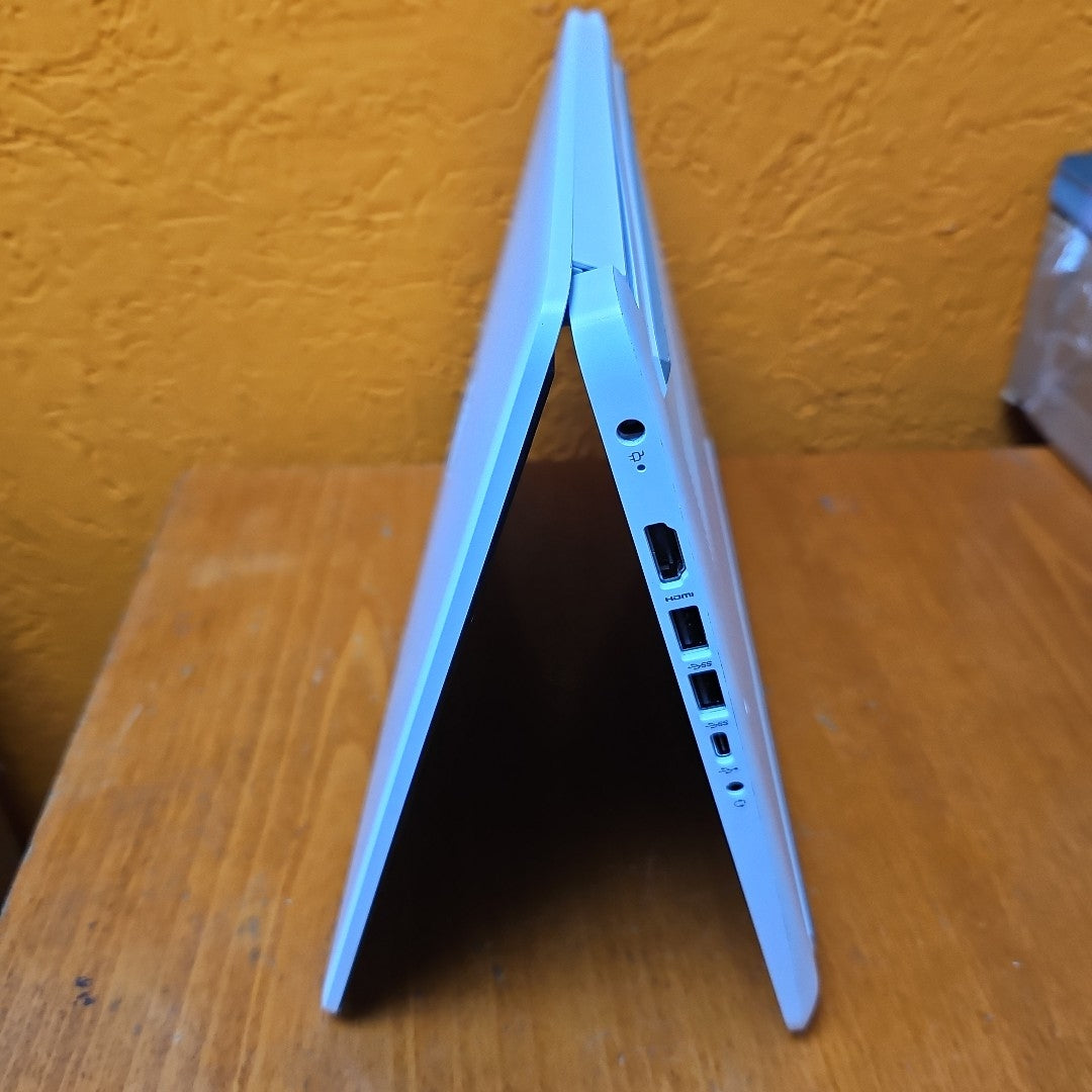 LAPTOP HP 14-DQ3000DX (2025) 64 GB SSD 4 GB RAM (SEMINUEVO)