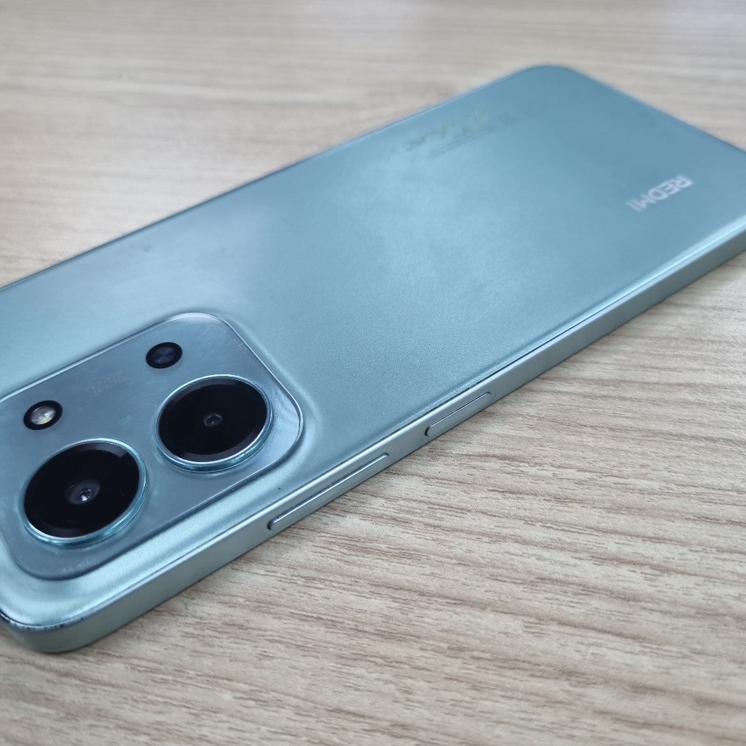 CELULAR XIAOMI REDMI 15C 25078RA3EL (2025) 256 GB 4 GB RAM (SEMINUEVO)