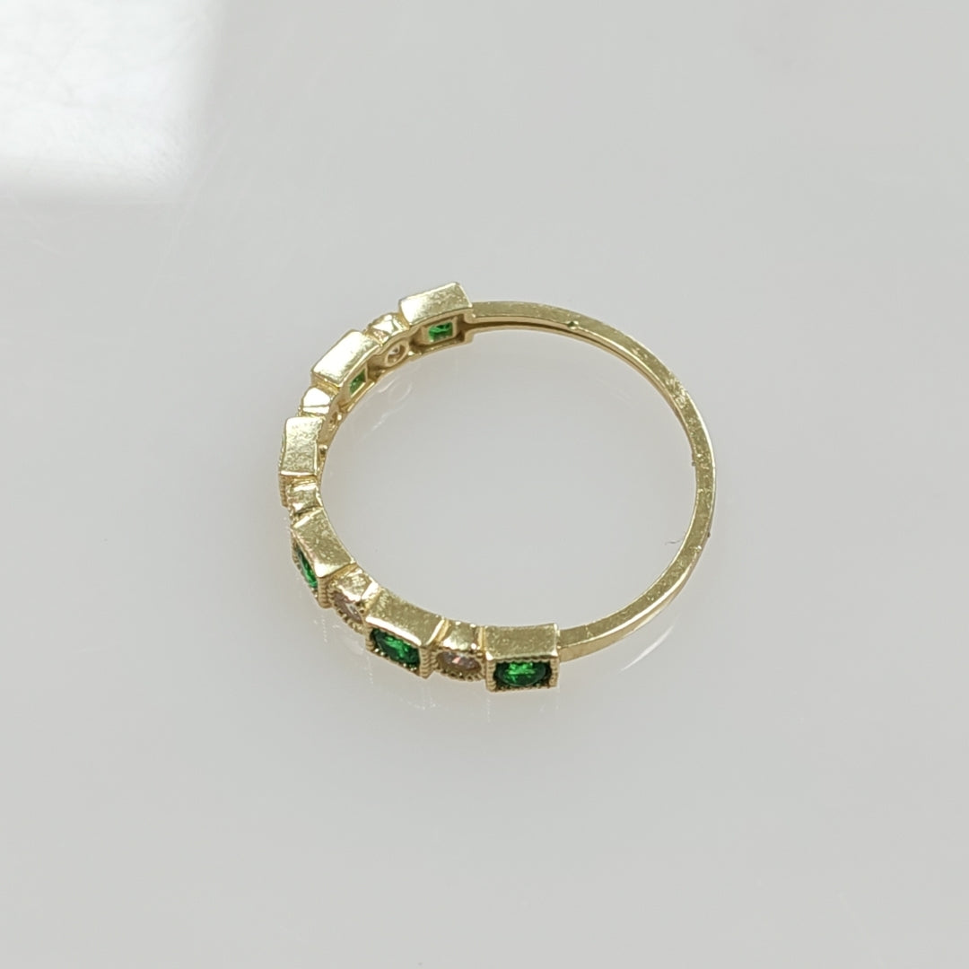 ANILLITO CON CIRCONIAS Y PIEDRAS COLOR VERDE 14K 8 TALLA 1.5 GR ADR 116 (NUEVO)