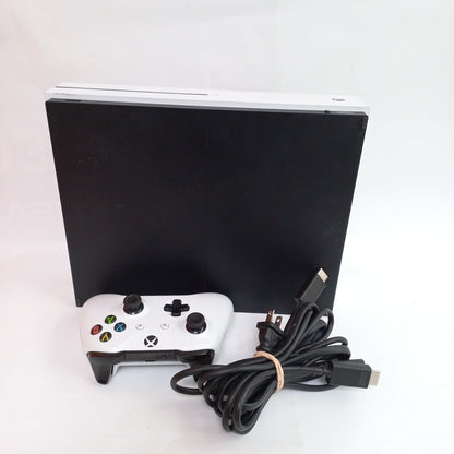 CONSOLA DE VIDEOJUEGO MICROSOFT XBOX ONE S 1 TB (SEMINUEVO)