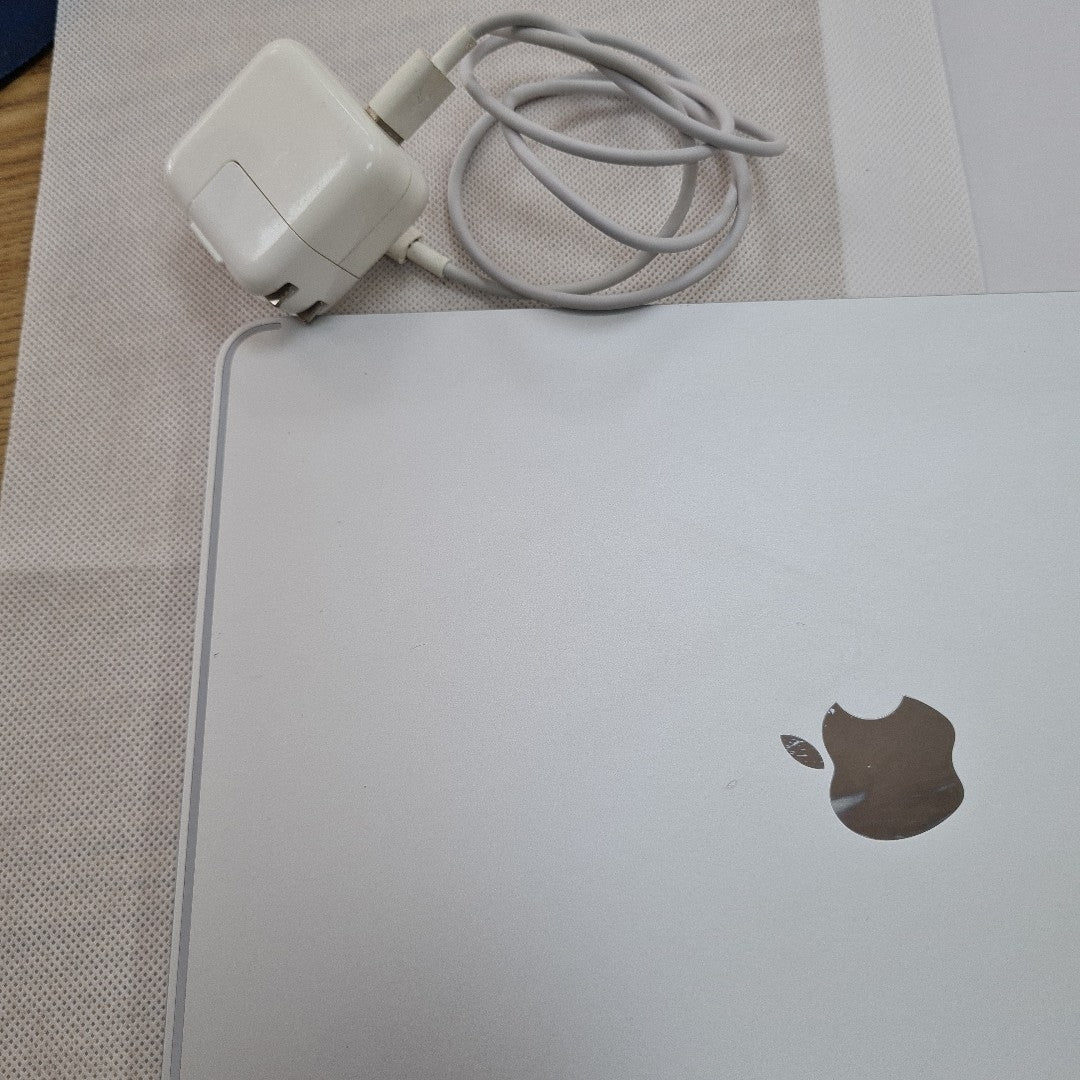 TABLETA APPLE IPAD PRO 5 12.9" A2378 1 TB 16 GB RAM (SEMINUEVO)