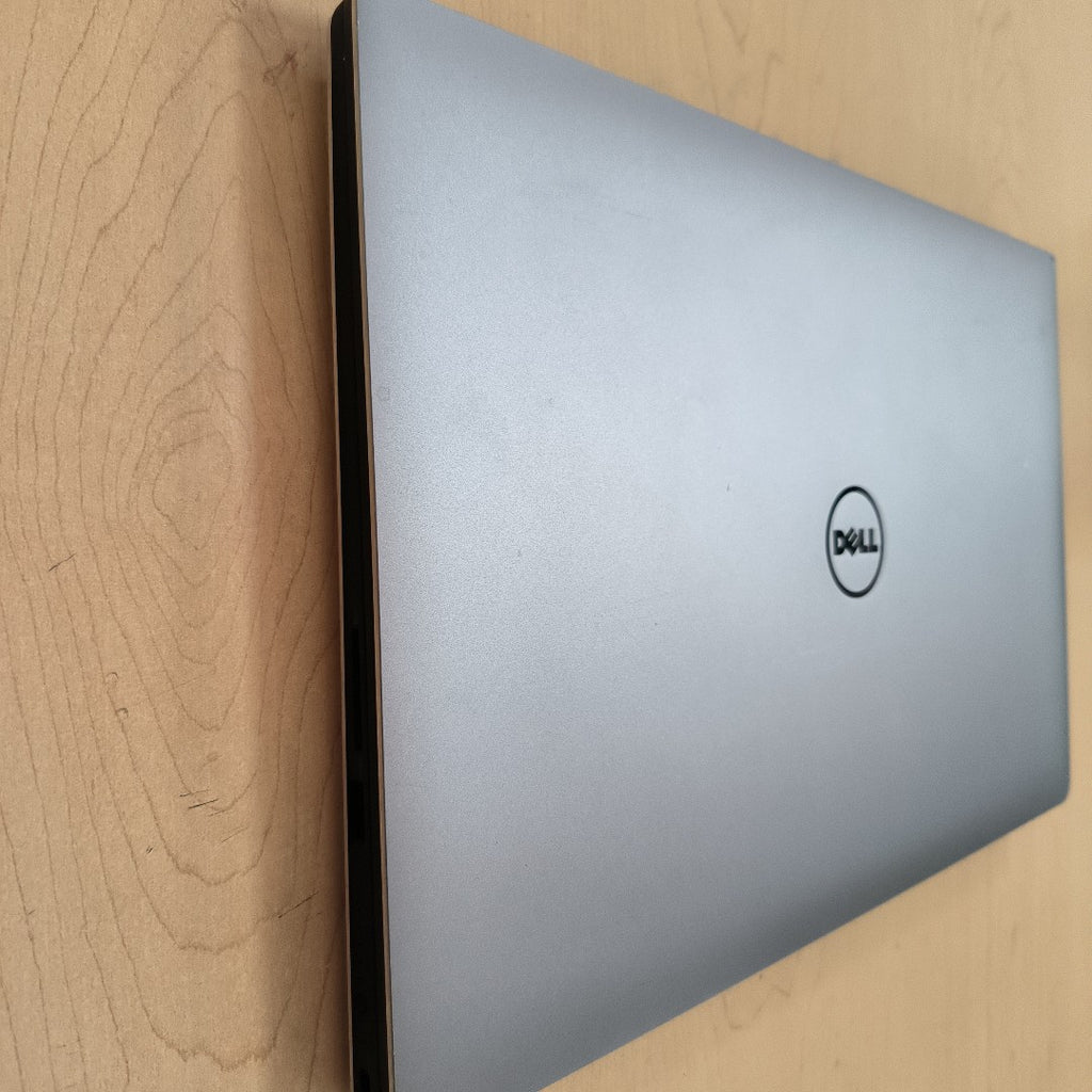 LAPTOP DELL G15 5520 (2022) 512 GB SSD 16 GB RAM (SEMINUEVO)
