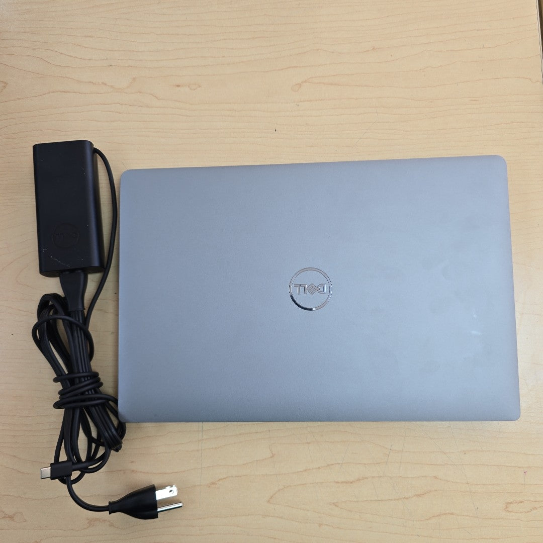 LAPTOP DELL LATITUDE 5430 (2023) 512 GB SSD 16 GB RAM (SEMINUEVO)