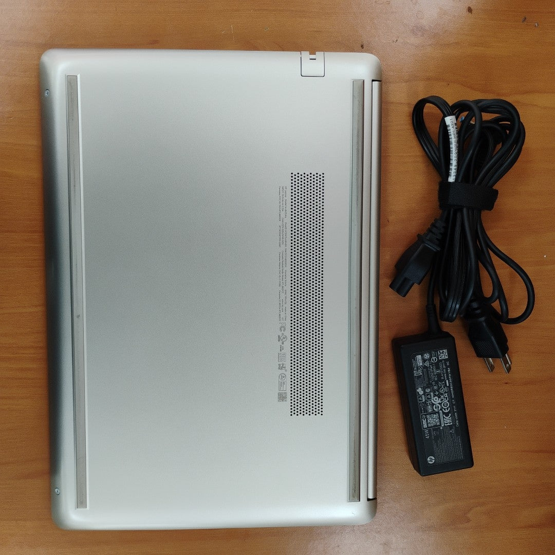 LAPTOP HP 14-DK1514LA (2021) 128 GB SSD 4 GB RAM (SEMINUEVO)