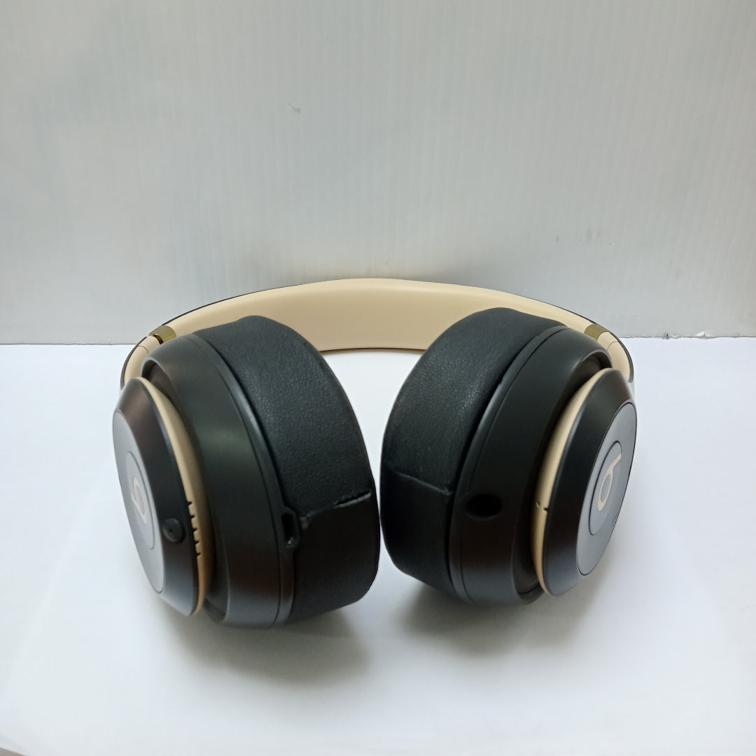 AUDIFONOS BEATS STUDIO 3 INALAMBRICO ON EAR (SEMINUEVO)