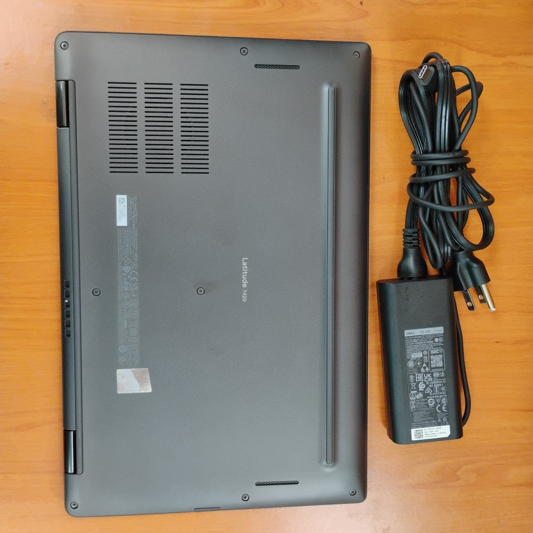 LAPTOP DELL LATITUDE 7420 (2023) (SEMINUEVO)