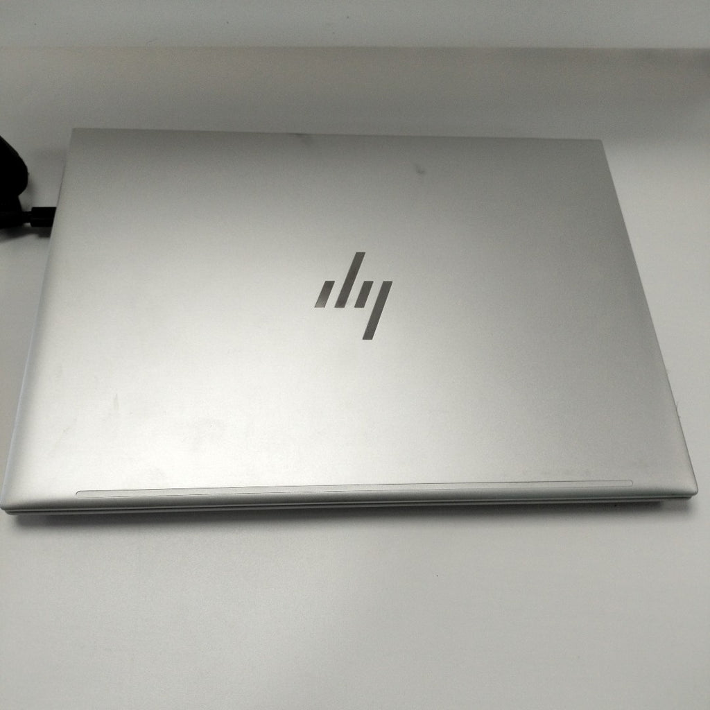 LAPTOP HP ELITEBOOK 840 G10 (2024) 256 GB SSD 16 GB RAM (SEMINUEVO)