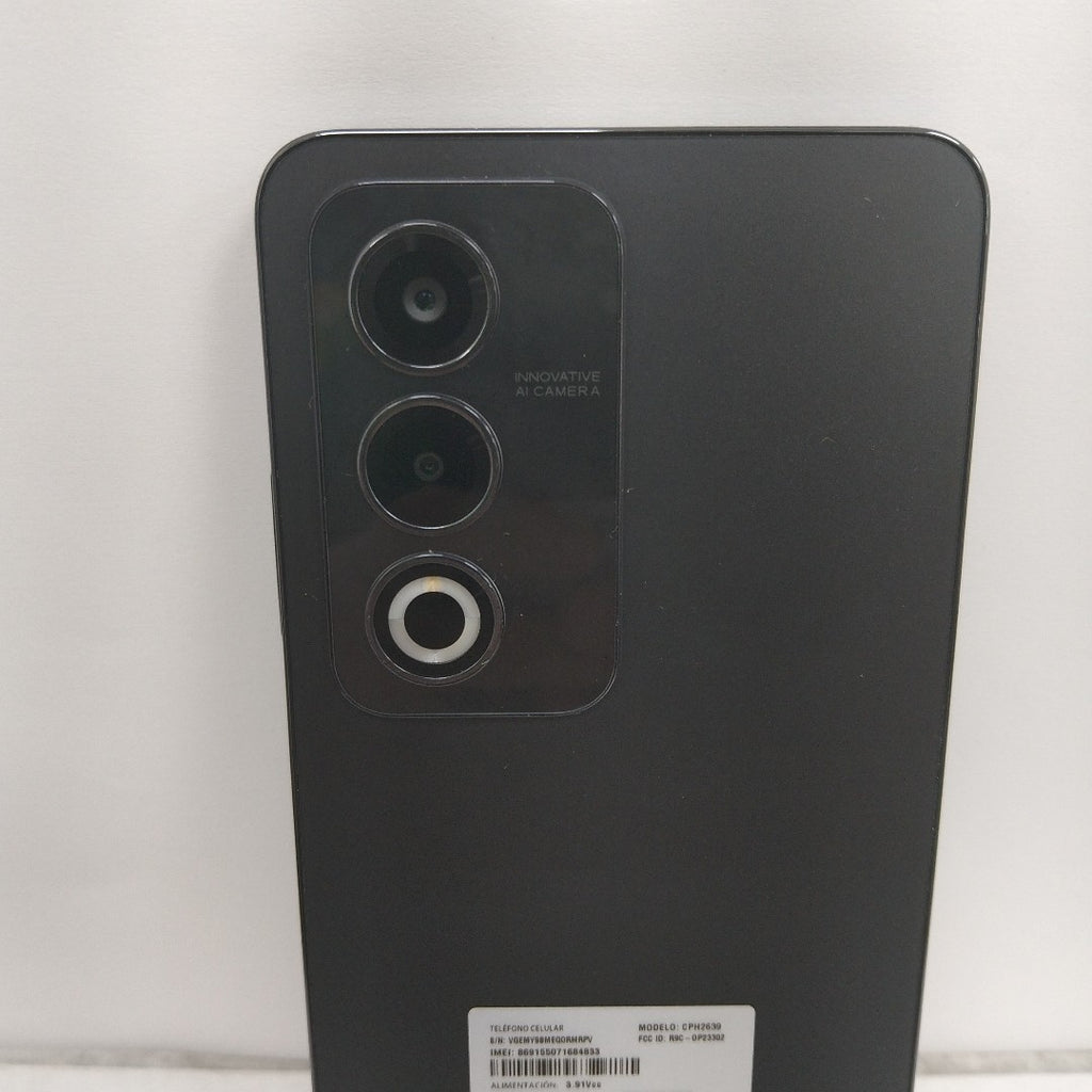 CELULAR OPPO  A80 5G CPH2639 (2024) 256 GB 8 GB RAM (SEMINUEVO)