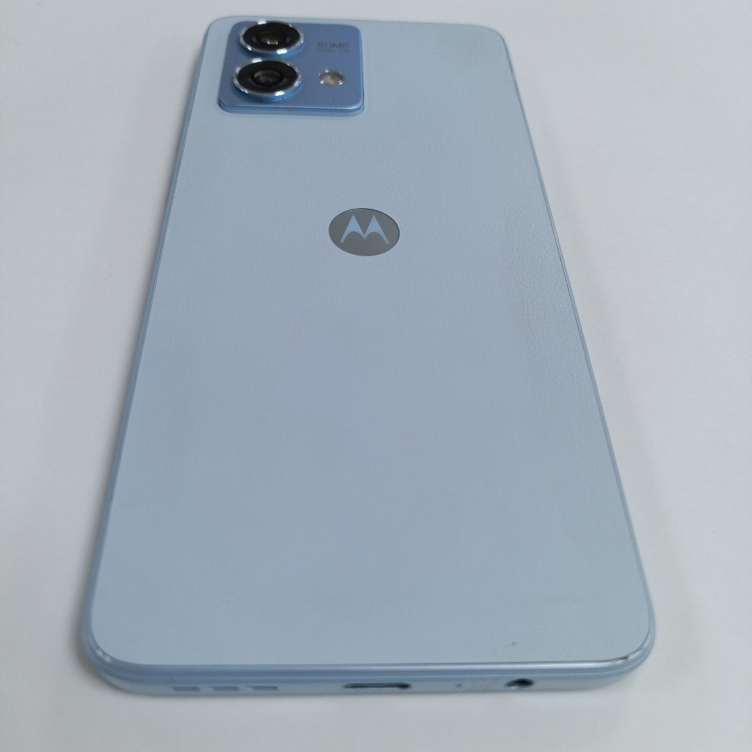 CELULAR MOTOROLA MOTO G84 XT2347-1 (2023) 256 GB 8 GB RAM (SEMINUEVO)