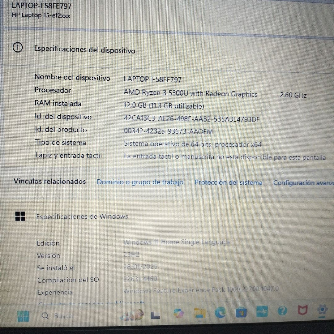 LAPTOP HP 15-EF2518LA (2023) 256 GB SSD 12 GB RAM (SEMINUEVO)