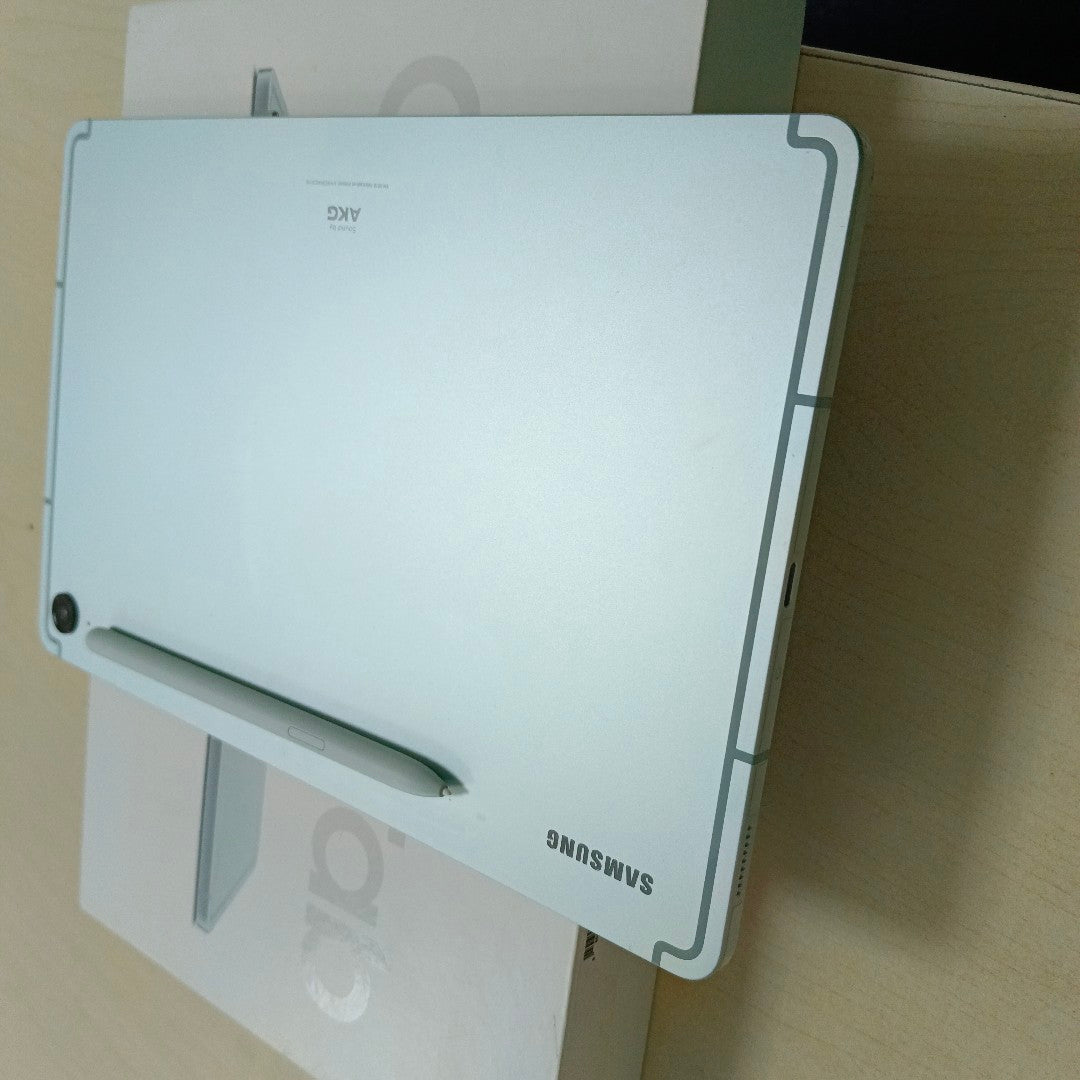 TABLETA SAMSUNG GALAXY TAB S9 FE SM-X510 (2023) 256 GB 8 GB RAM (SEMINUEVO)
