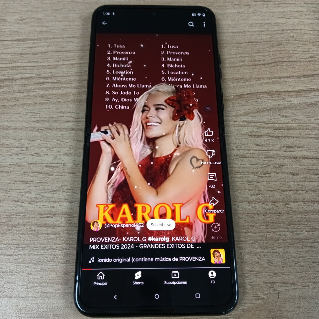 CELULAR MOTOROLA RAZR+ XT2321-5 (2023) 256 GB 8 GB RAM (SEMINUEVO)
