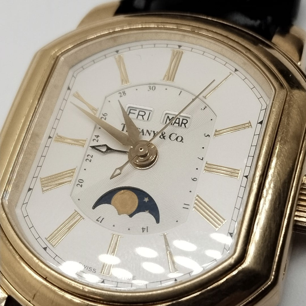 RELOJ CAJA Y PULSO ORO. ORO. 18 K 108.4 GRMS (SEMINUEVO)