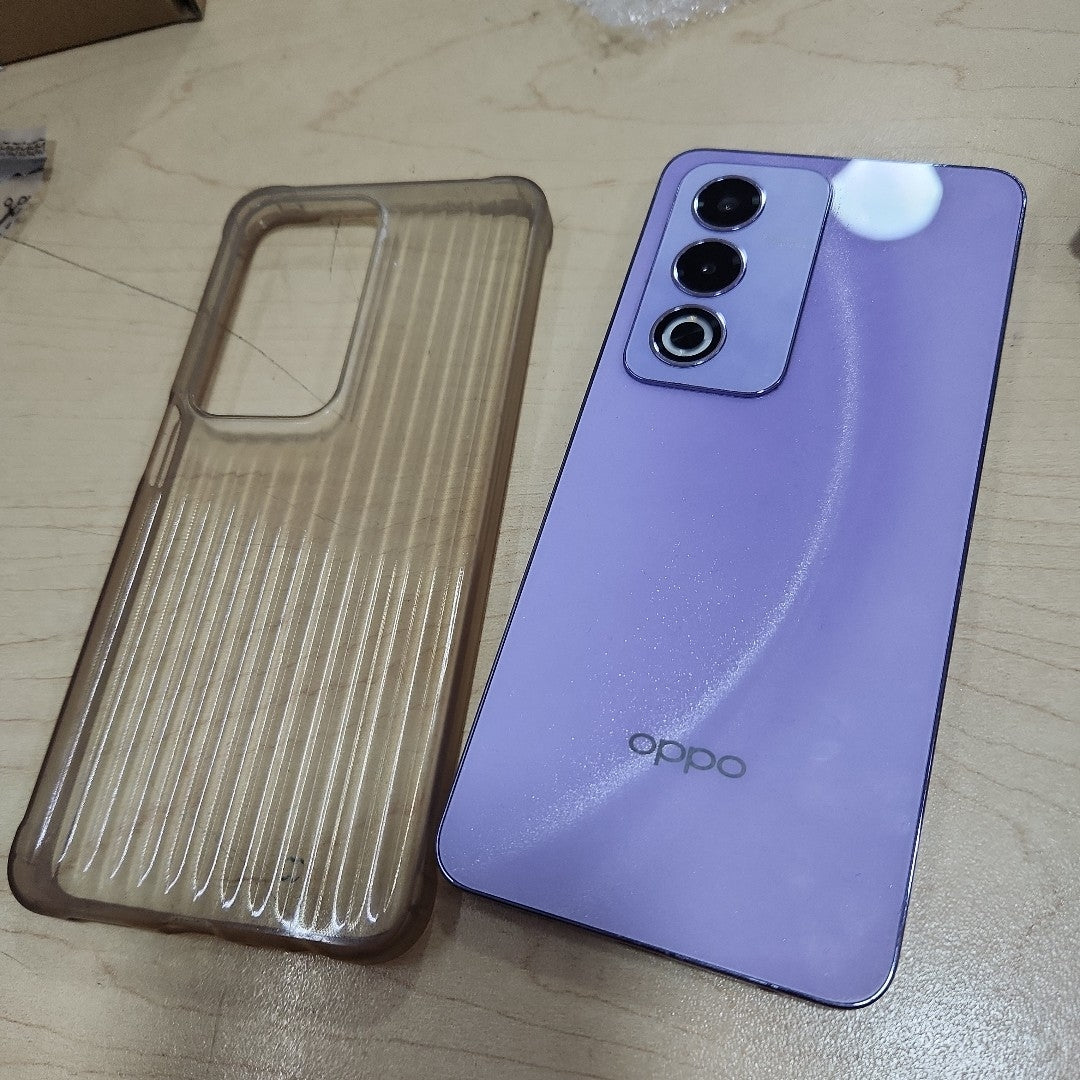 CELULAR OPPO  A80 5G CPH2639 (2024) 256 GB 8 GB RAM (SEMINUEVO)