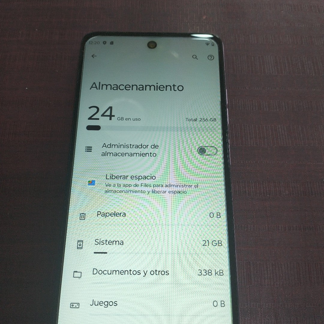 CELULAR MOTOROLA MOTO G24 XT2423-1 (2024) 256 GB 4 GB RAM (SEMINUEVO)