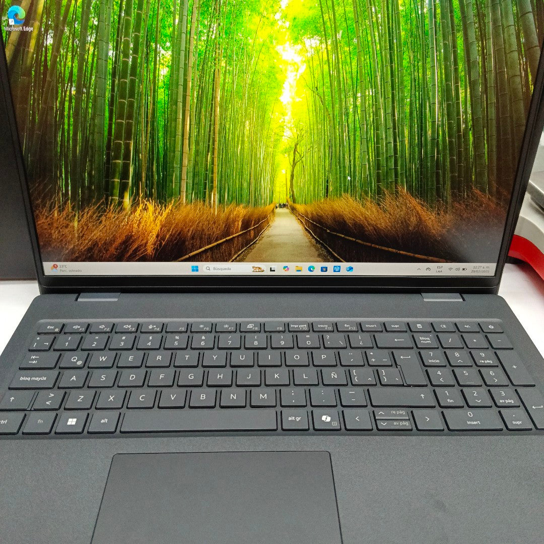 LAPTOP DELL PRO 16 (2025) 256 GB SSD 8 GB RAM