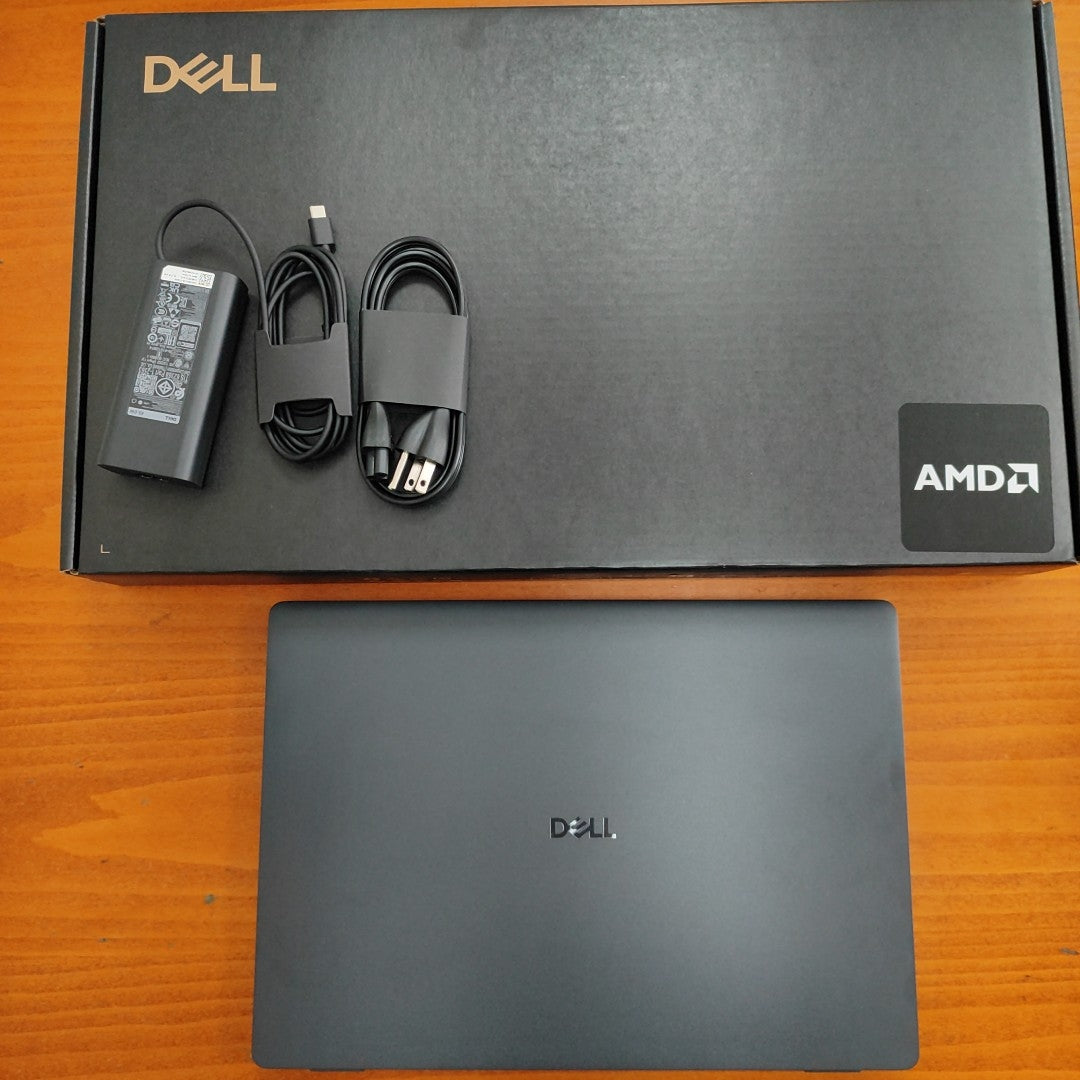LAPTOP DELL PRO 16 (2025) 256 GB SSD 8 GB RAM (SEMINUEVO)