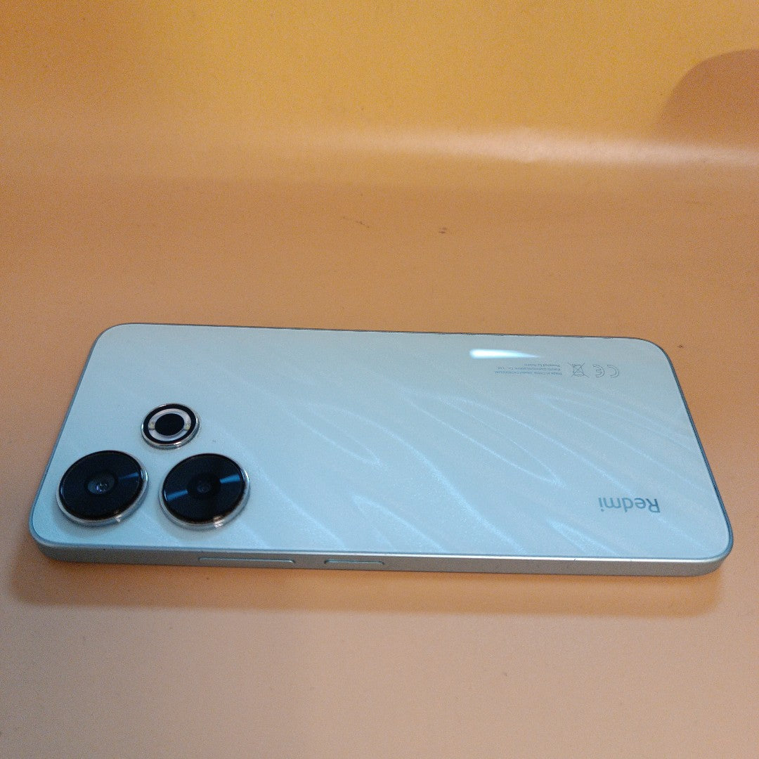 CELULAR XIAOMI REDMI 13 24049RN28L (2024) 256 GB 8 GB RAM (SEMINUEVO)