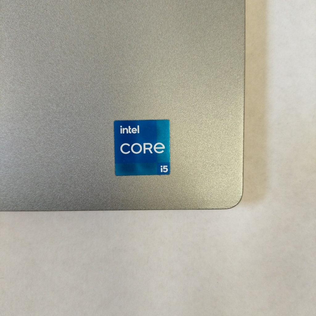 LAPTOP DELL LATITUDE 5430 (2022) 256 GB SSD 16 GB RAM (SEMINUEVO)