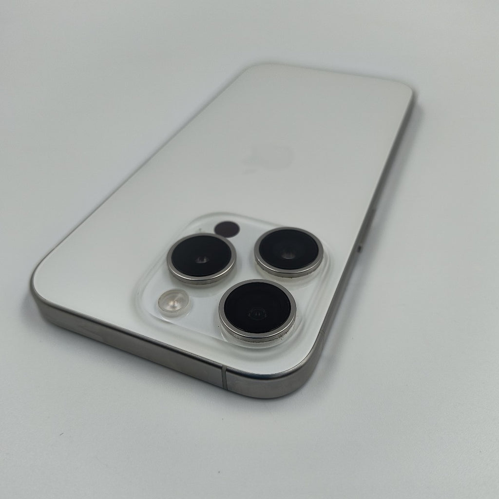 CELULAR APPLE IPHONE 15 PRO A3101 256 GB 8 GB RAM (SEMINUEVO)