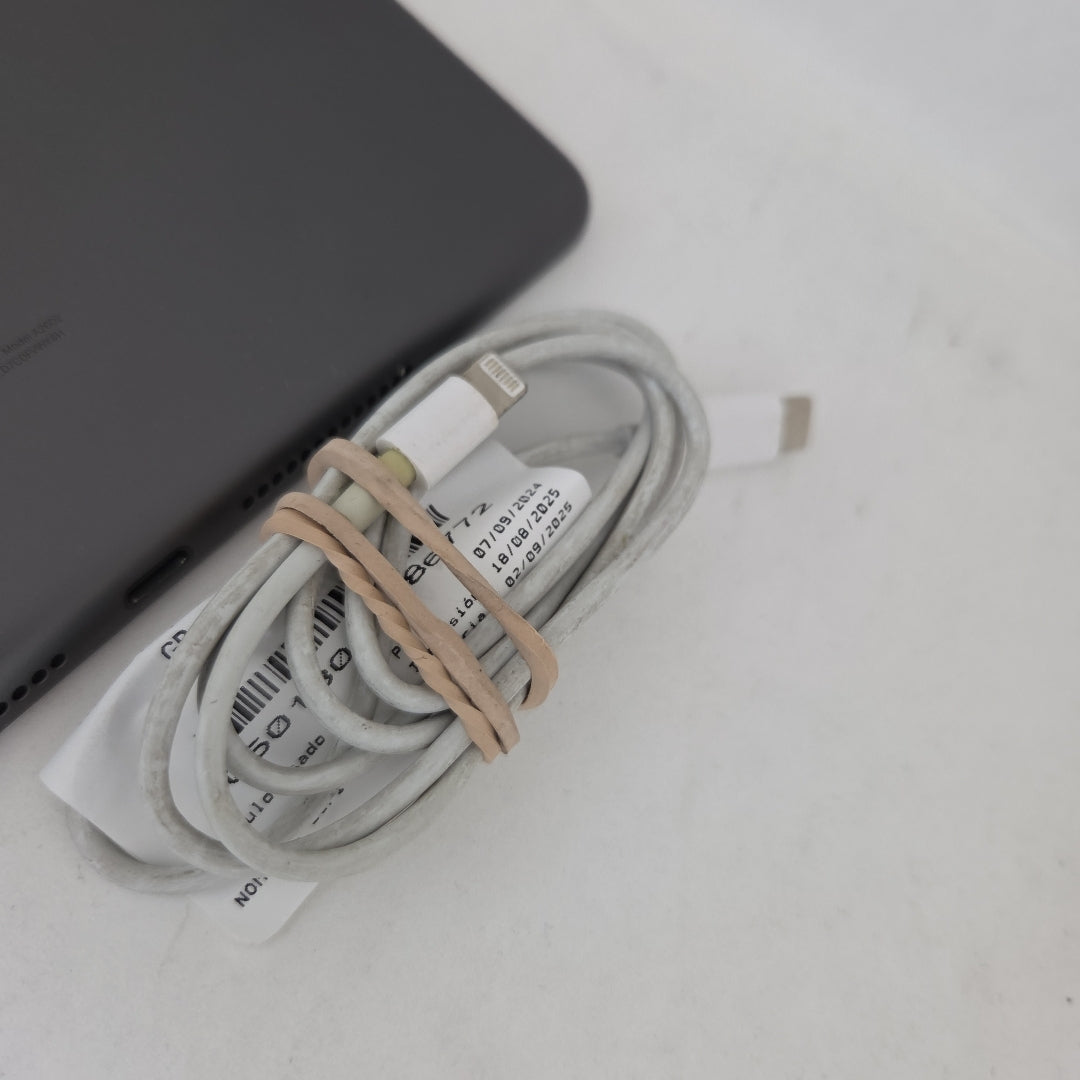 TABLETA APPLE IPAD 9 A2602 64 GB 3 GB RAM (SEMINUEVO)