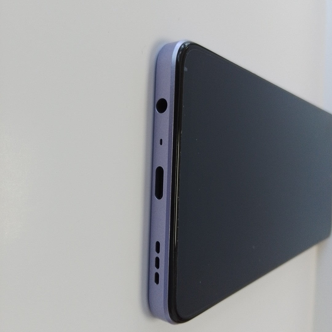 CELULAR OPPO  A40 CPH2669 (2024) 256 GB 4 GB RAM (SEMINUEVO)