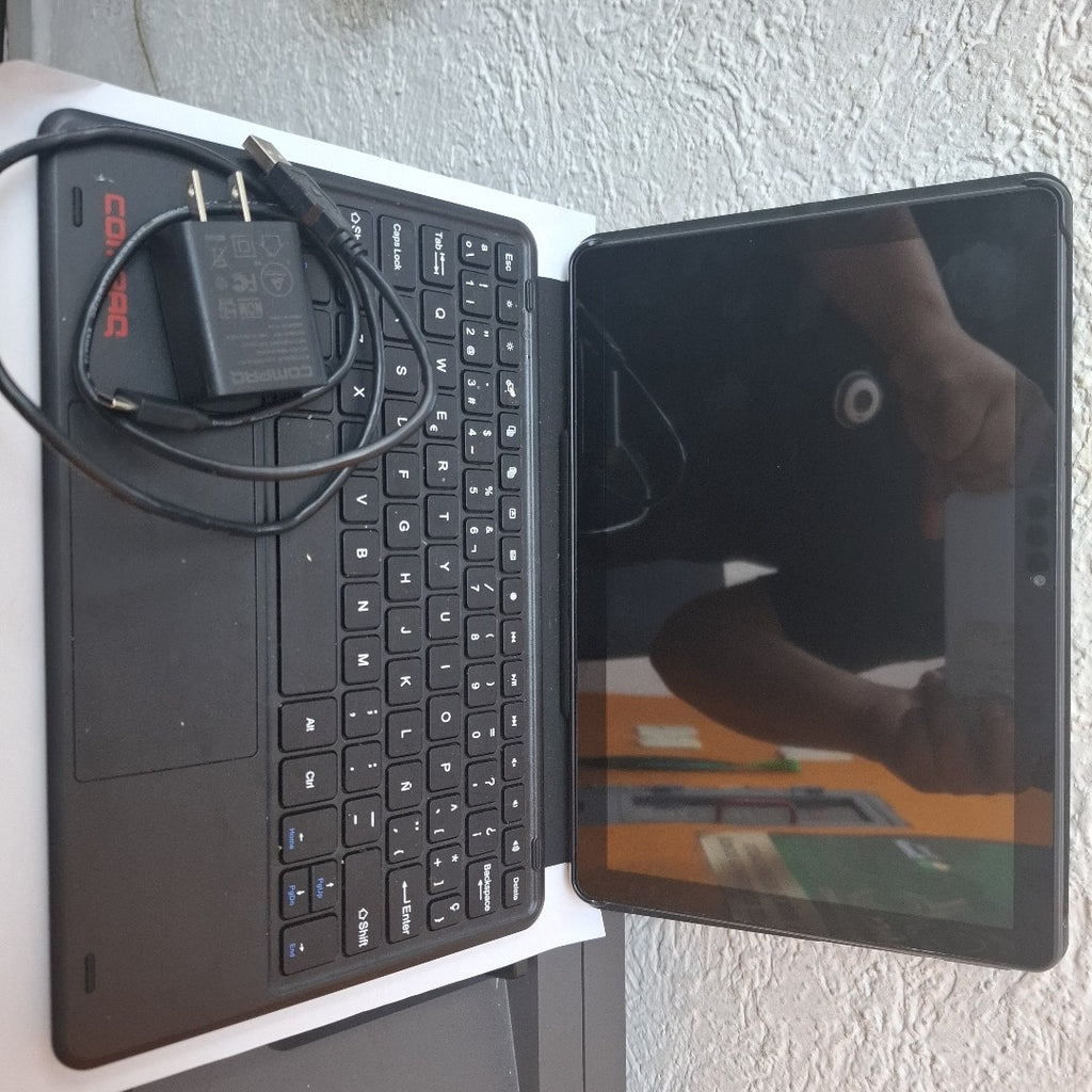 TABLETA COMPAQ QTAB10PLUS 128 GB 6 GB RAM (SEMINUEVO)