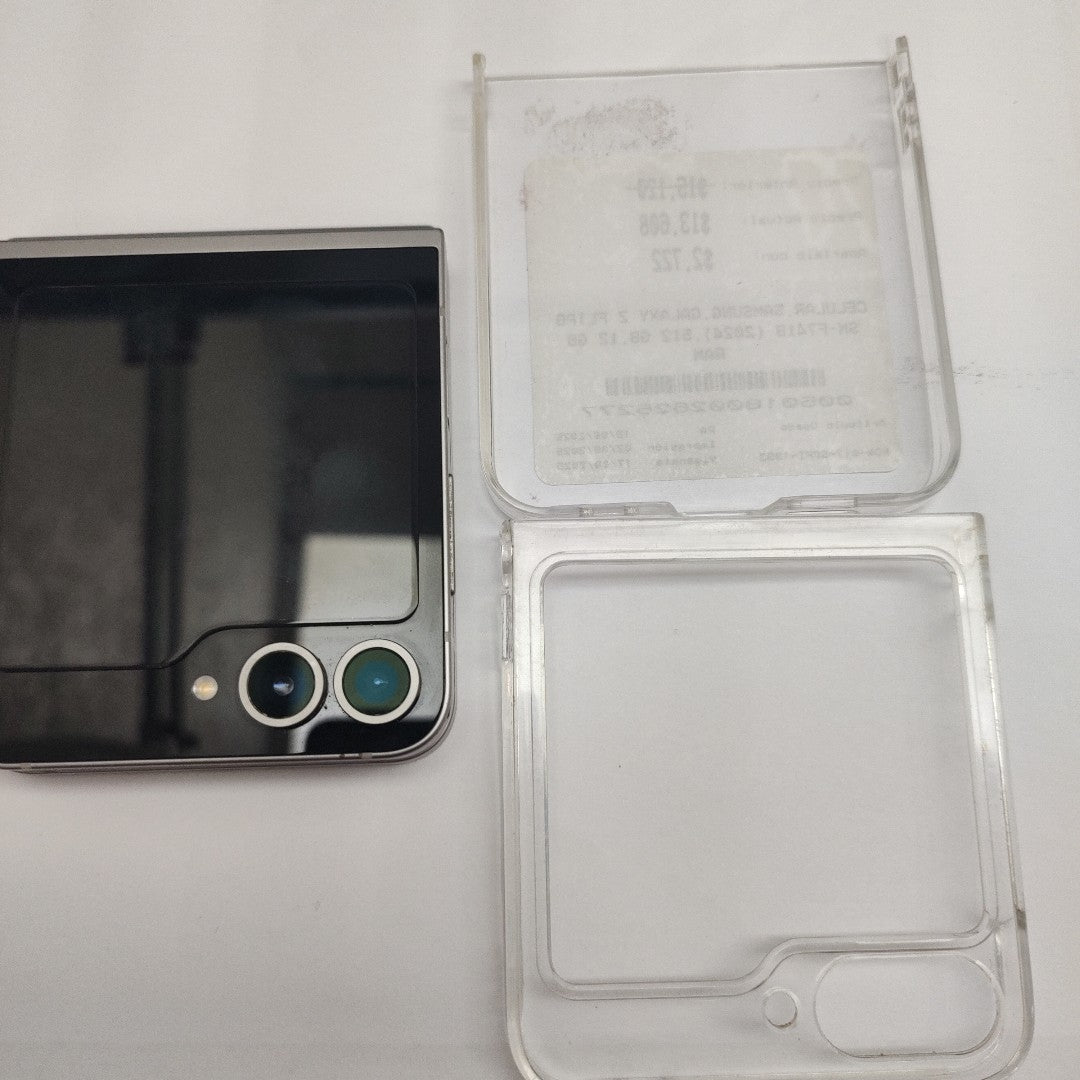 CELULAR SAMSUNG GALAXY Z FLIP6 SM-F741B (2024) 512 GB 12 GB RAM (SEMINUEVO)