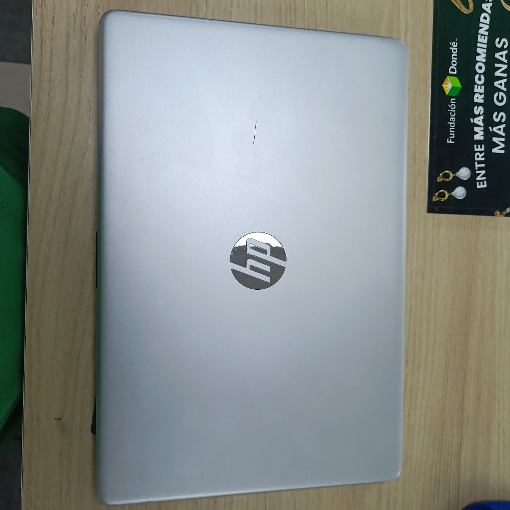 LAPTOP HP 15-DY0016LA (2023) 256 GB 12 GB RAM (SEMINUEVO)