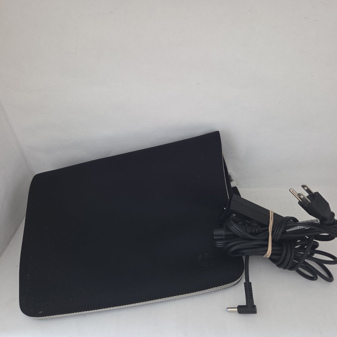 LAPTOP HP 15-EF2519LA (2022) 512 GB SSD 8 GB RAM (SEMINUEVO)