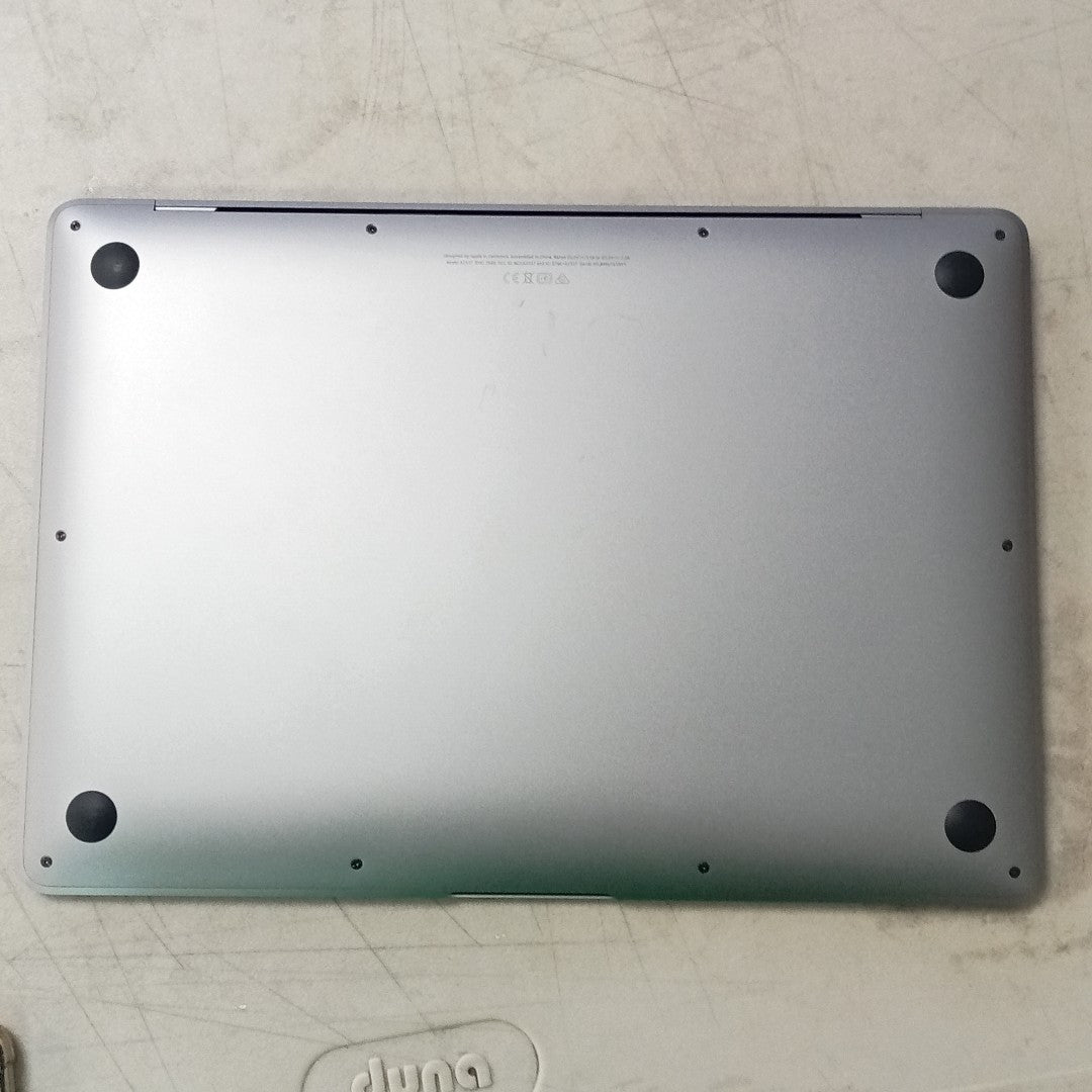 LAPTOP APPLE MACBOOK AIR 13" 2020 3.2 A2337 256 GB SSD 8 GB RAM (SEMINUEVO)