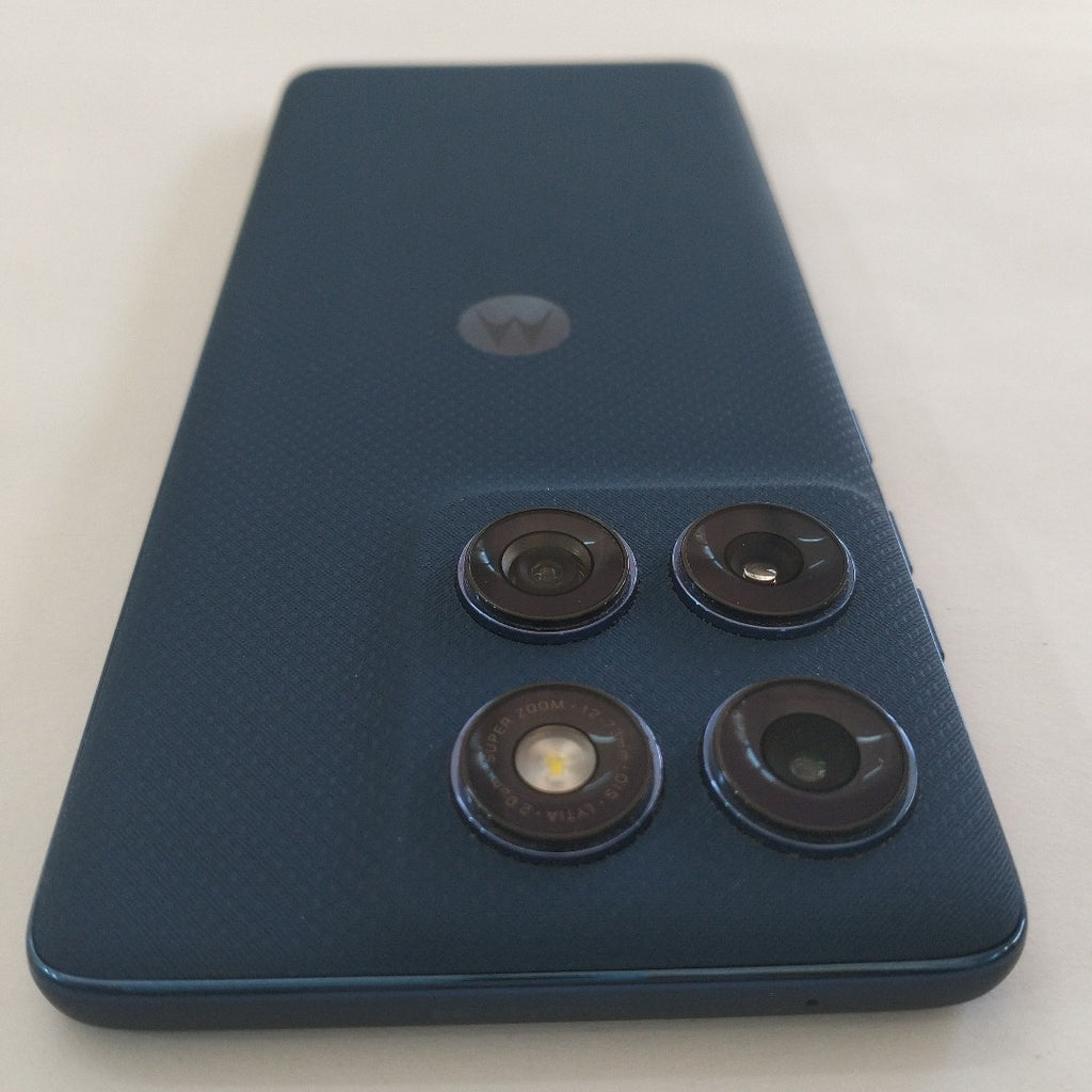 CELULAR MOTOROLA EDGE 60 XT2505-3 (2025) 512 GB 12 GB RAM (SEMINUEVO)