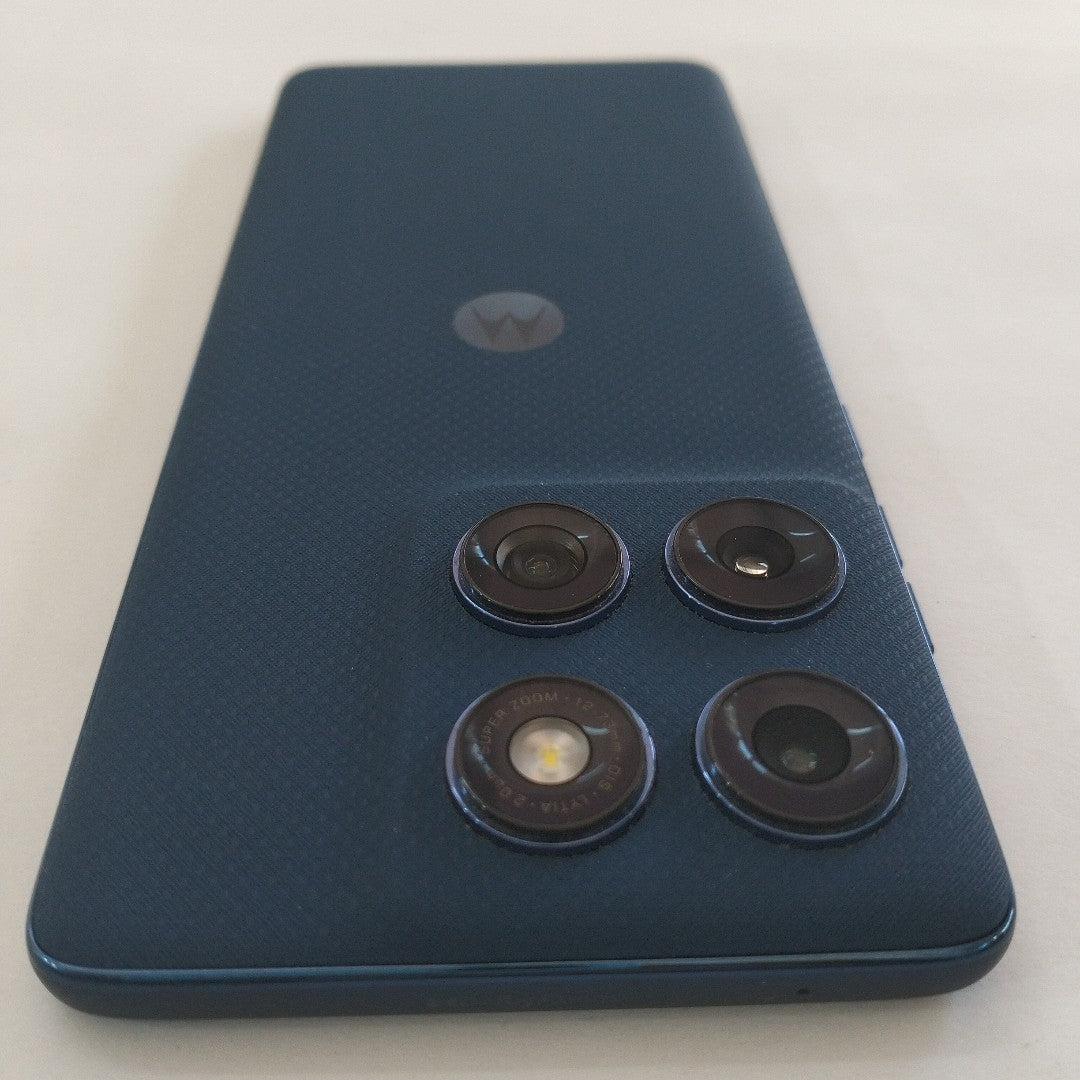 CELULAR MOTOROLA EDGE 60 XT2505-3 (2025) 512 GB 12 GB RAM (SEMINUEVO)