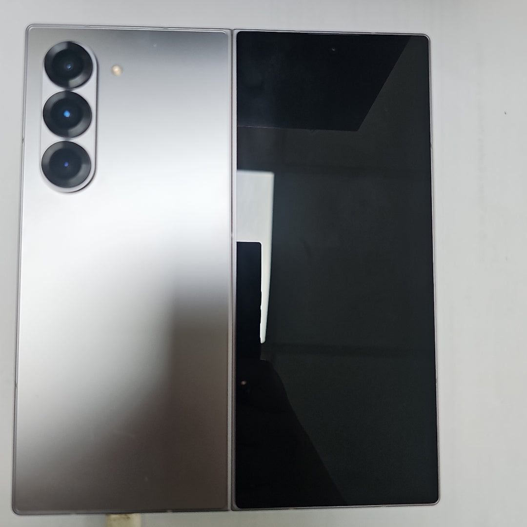CELULAR SAMSUNG GALAXY Z FOLD6 SM-F956B 512 GB 12 GB RAM (SEMINUEVO)