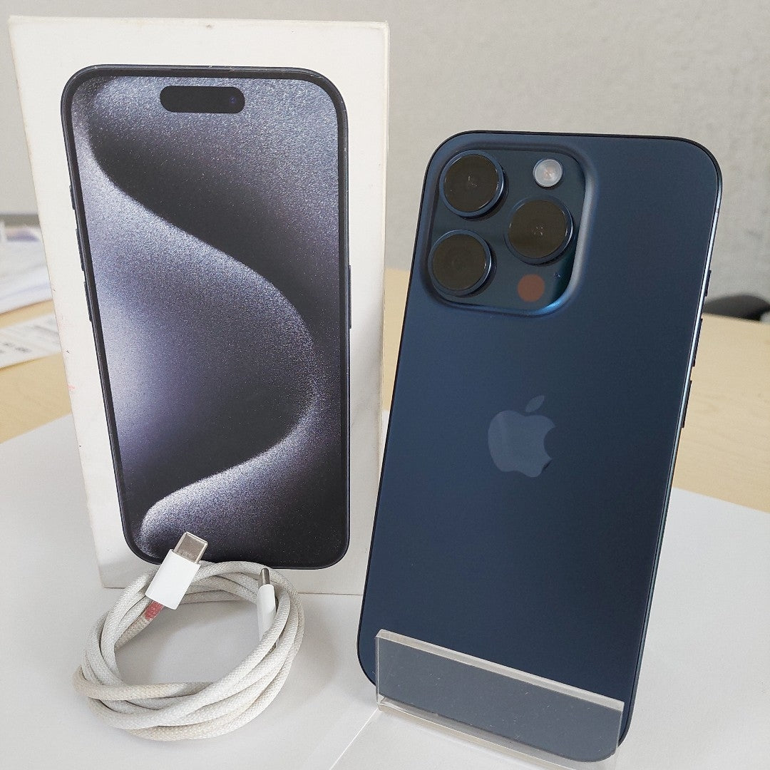 CELULAR APPLE IPHONE 15 PRO A3101 256 GB 8 GB RAM (SEMINUEVO)