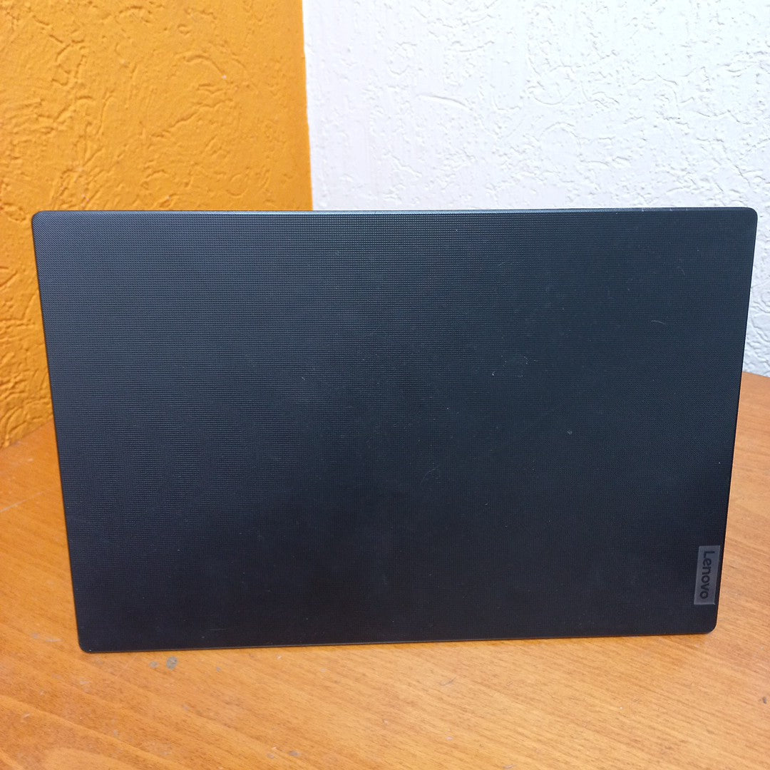 LAPTOP LENOVO V14 G2 IJL (2023) 256 GB SSD 4 GB RAM (SEMINUEVO)