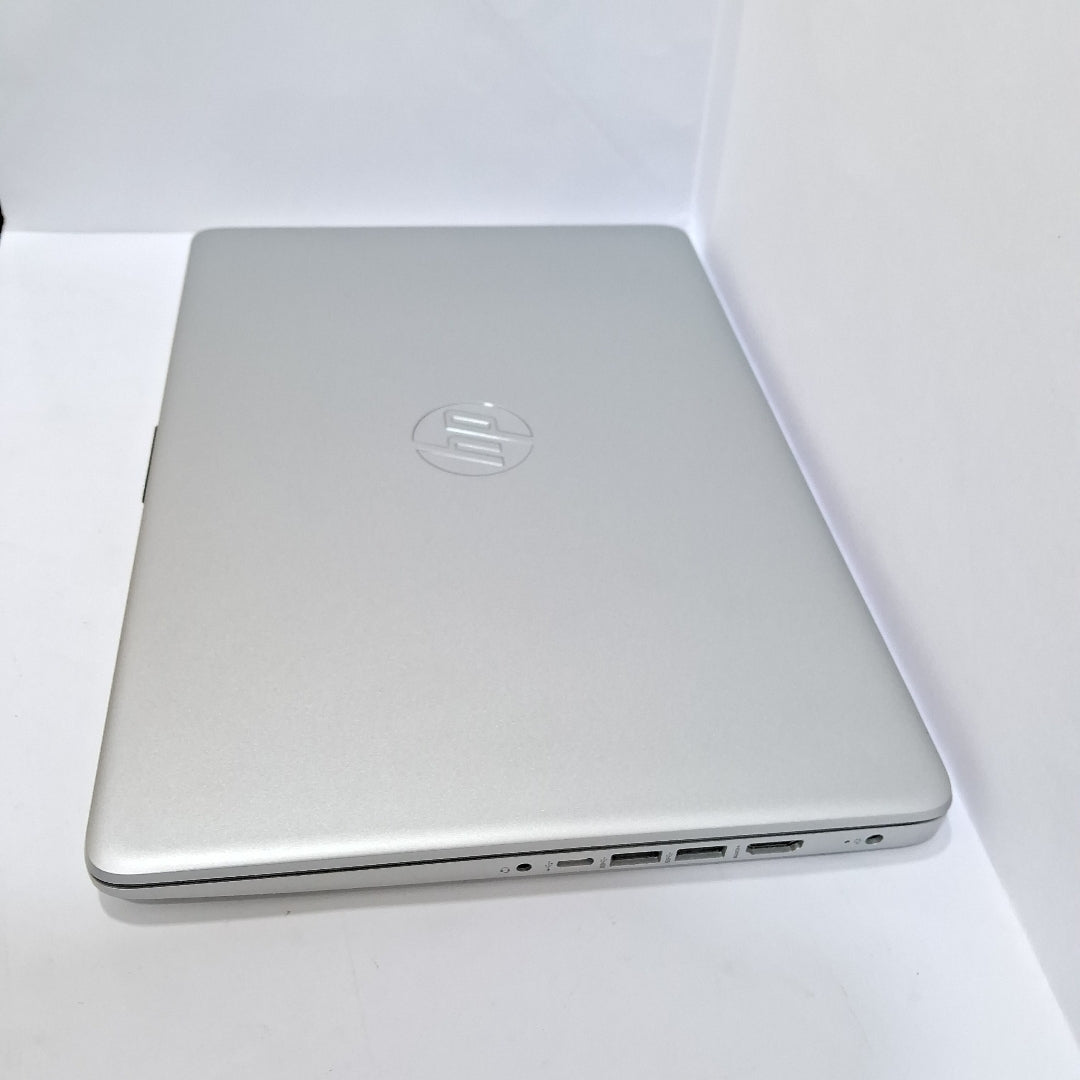 LAPTOP HP 14-DQ0530LA(2024) 256 GB SSD 8 GB RAM (SEMINUEVO)