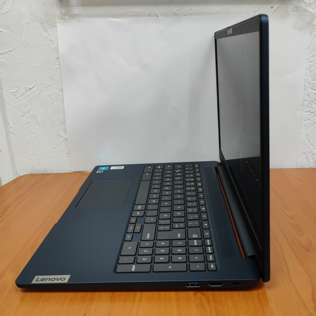 LAPTOP LENOVO IDEAPAD 3 CHROME 15IJL6 (2024) 128 GB EMMC 8 GB RAM (SEMINUEVO)